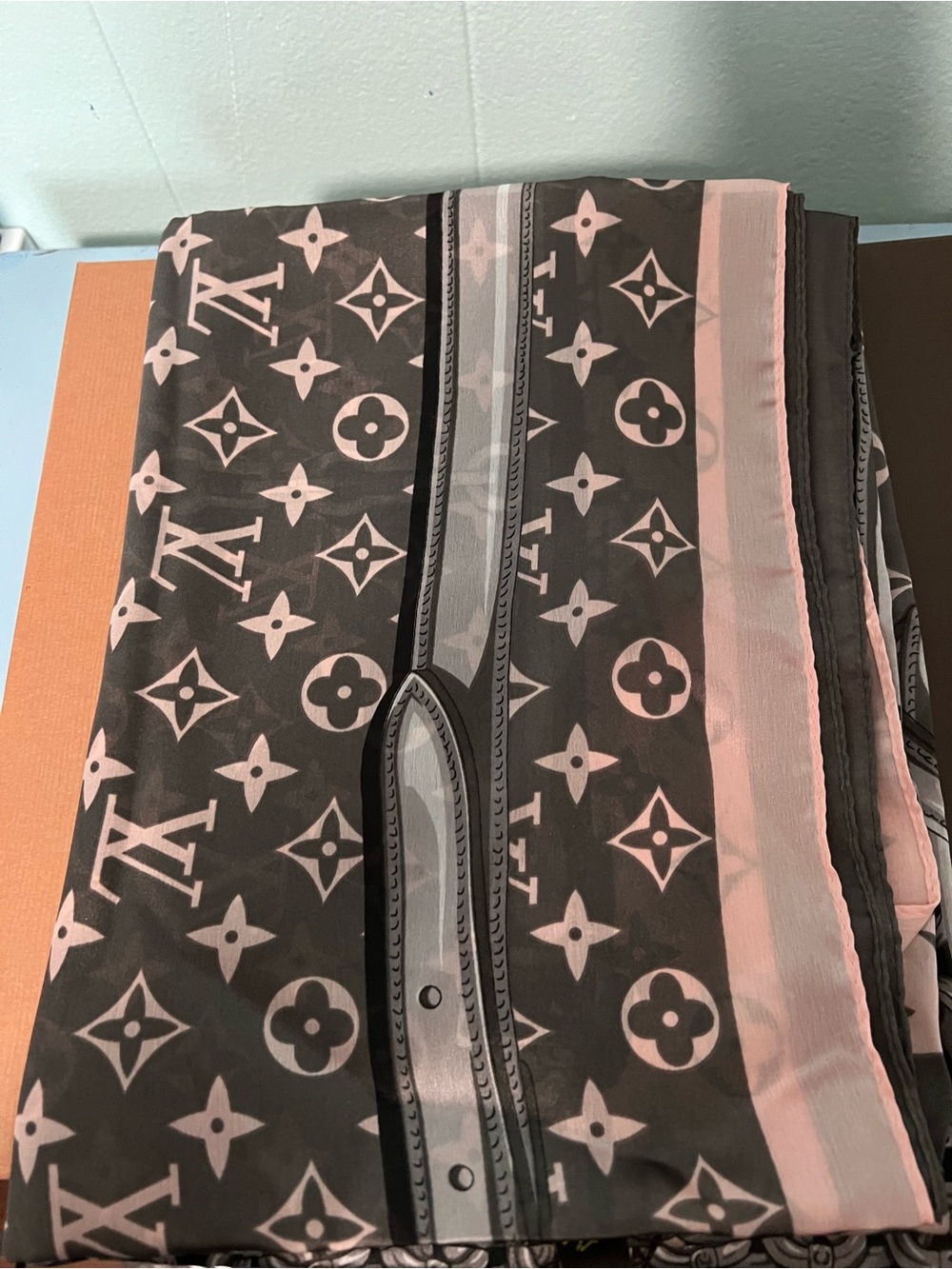 Louis Vuitton Pink and grey Monogram Silk Scarf